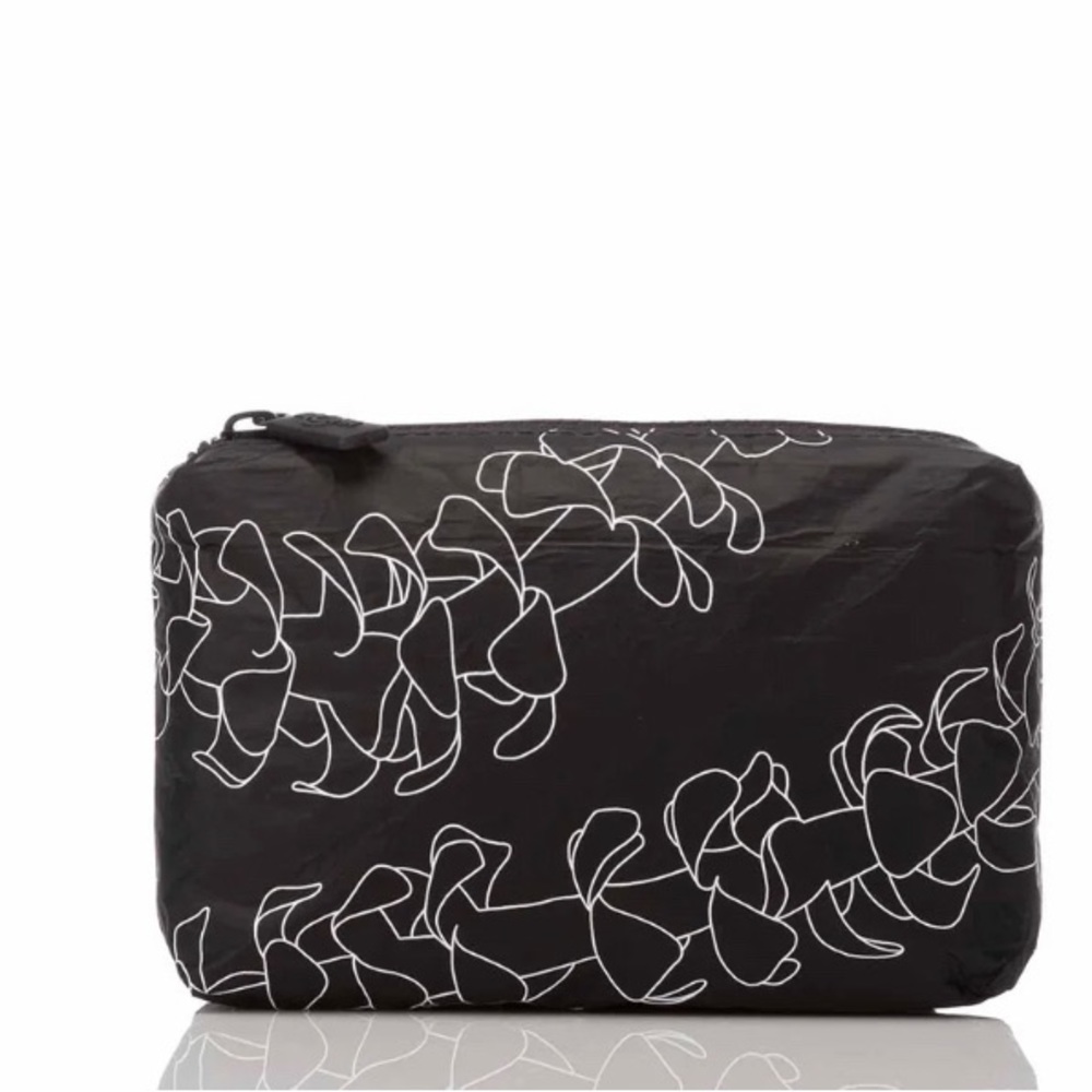 Aloha Collection pouch